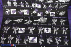 Takara-Tomy Transformers Dramatic Capture Series Decepticons Part 2 (Skywarp & Insecticon Trio) Figure Set