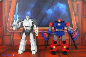 Hasbro Transformers Age of the Primes Nexus Prime Figure