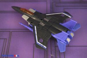 Takara-Tomy Transformers Dramatic Capture Series Decepticons Part 2 (Skywarp & Insecticon Trio) Figure Set