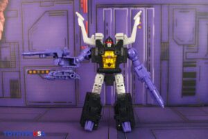 Takara-Tomy Transformers Dramatic Capture Series Decepticons Part 2 (Skywarp & Insecticon Trio) Figure Set
