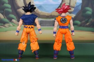 Bandai Namco Dragon Ball Super S.H. Figuarts Super Saiyan God Goku (Saiyan God Instilled With the Light of Righteous Hearts) Figure