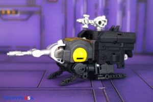 Takara-Tomy Transformers Dramatic Capture Series Decepticons Part 2 (Skywarp & Insecticon Trio) Figure Set
