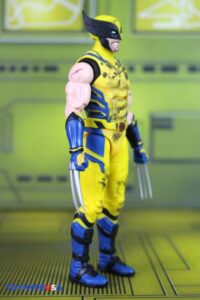 Hasbro Marvel Legends Series Deadpool & Wolverine Movie – Wolverine (Sleevless) & Wolverine (Brown Suit) Figures