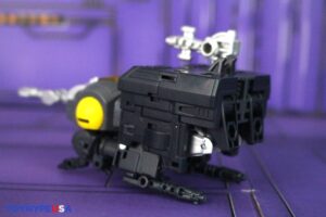 Takara-Tomy Transformers Dramatic Capture Series Decepticons Part 2 (Skywarp & Insecticon Trio) Figure Set