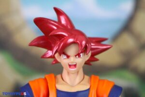 Bandai Namco Dragon Ball Super S.H. Figuarts Super Saiyan God Goku (Saiyan God Instilled With the Light of Righteous Hearts) Figure Review