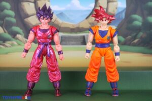 Bandai Namco Dragon Ball Super S.H. Figuarts Super Saiyan God Goku (Saiyan God Instilled With the Light of Righteous Hearts) Figure