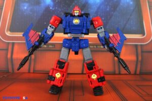 Hasbro Transformers Age of the Primes Nexus Prime Figure