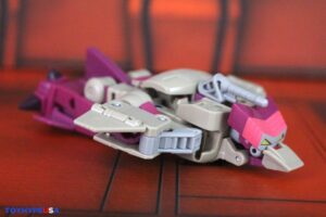 Hasbro Transformers Studio Series ’86 Deluxe Class Kranix Figure