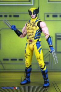 Hasbro Marvel Legends Series Deadpool & Wolverine Movie – Wolverine (Sleevless) & Wolverine (Brown Suit) Figures