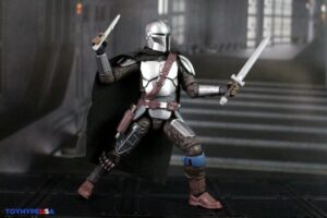 Hasbro Star Wars The Vintage Collection The Mandalorian and Grogu (The Mandalorian and Grogu) Deluxe Figure
