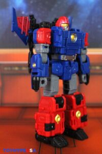 Hasbro Transformers Age of the Primes Nexus Prime Figure