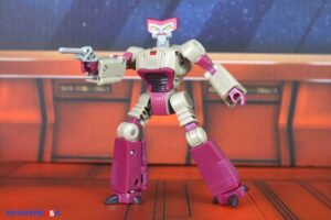 Hasbro Transformers Studio Series ’86 Deluxe Class Kranix Figure