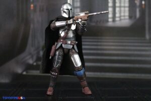 Hasbro Star Wars The Vintage Collection The Mandalorian and Grogu (The Mandalorian and Grogu) Deluxe Figure