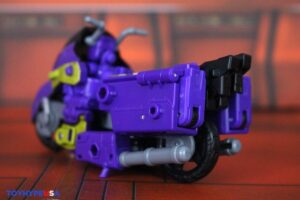 Hasbro Transformers Age of the Primes Voyager Class Sideways Figure