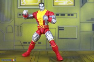 Hasbro Marvel Legends Series Astonishing X-Men Colossus & Kitty Pryde Figures