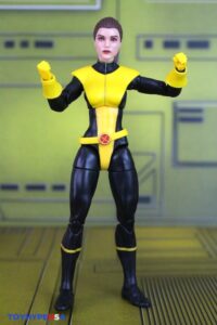 Hasbro Marvel Legends Series Astonishing X-Men Colossus & Kitty Pryde Figures