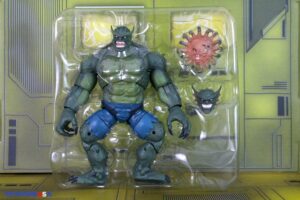 Hasbro Marvel Legends Series Retro Carded Incredible Hulk – Abomination Figure