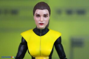 Hasbro Marvel Legends Series Astonishing X-Men Colossus & Kitty Pryde Figures
