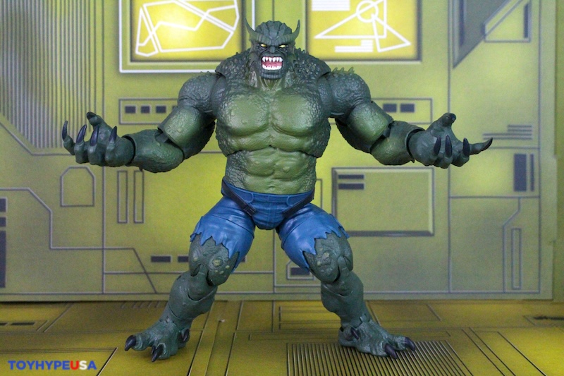 Hasbro Marvel Legends Series Retro Carded Incredible Hulk – Abomination Figure