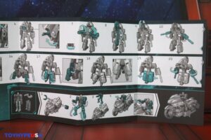 Hasbro Transformers Age of the Primes Voyager Class Sideways Figure