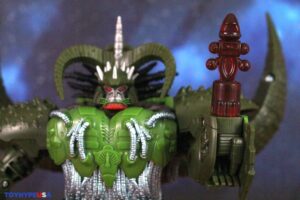 Hasbro Transformers Age of the Primes Liege Maximo Figure