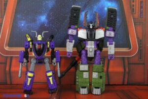 Hasbro Transformers Age of the Primes Voyager Class Sideways Figure