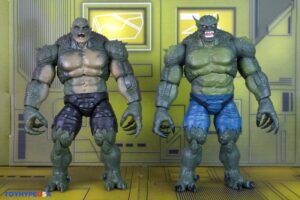 Hasbro Marvel Legends Series Retro Carded Incredible Hulk – Abomination Figure