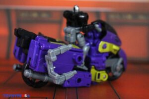 Hasbro Transformers Age of the Primes Voyager Class Sideways Figure