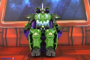 Hasbro Transformers Age of the Primes Liege Maximo Figure