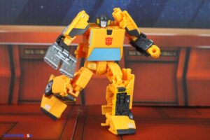 Hasbro Transformers Studio Series ’86 Sunstreaker Figure