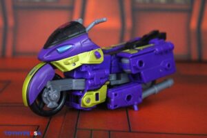 Hasbro Transformers Age of the Primes Voyager Class Sideways Figure