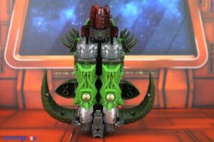 Hasbro Transformers Age of the Primes Liege Maximo Figure