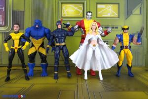 Hasbro Marvel Legends Series Astonishing X-Men Colossus & Kitty Pryde Figures