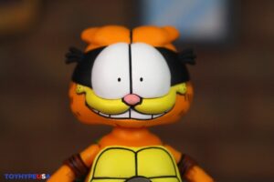 NECA Toys Teenage Mutant Ninja Turtles Archie Comics x Garfield Ultimate Garfello with Odie Figures
