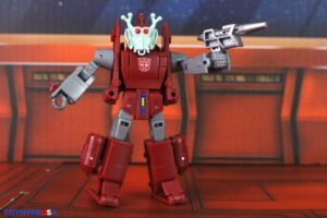 Hasbro Transformers Age of the Primes Deluxe Class Powerglide Figure