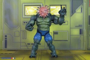 Hasbro Marvel Legends Series Retro Carded Incredible Hulk – Abomination Figure
