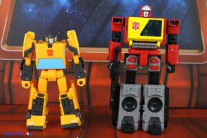 Hasbro Transformers Studio Series ’86 Sunstreaker Figure