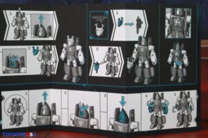 Hasbro Transformers Age of the Primes Deluxe Class Powerglide Figure