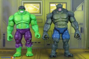 Hasbro Marvel Legends Series Retro Carded Incredible Hulk – Abomination Figure