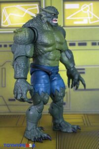 Hasbro Marvel Legends Series Retro Carded Incredible Hulk – Abomination Figure