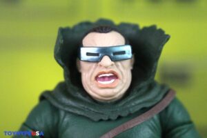 Hasbro Marvel Legends Series Marvel’s Mole Man & Moloids Figures