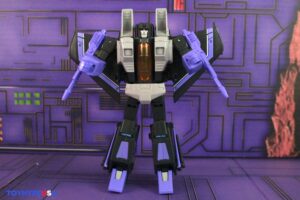Hasbro Transformers Studio Series ’86 Voyager Class Skywarp Figure