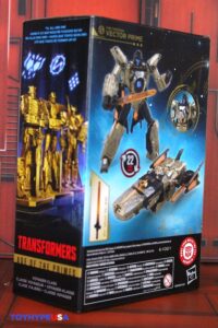 Hasbro Transformers: Age of the Primes Voyager Class Vector Prime Figure