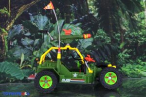 Playmates Toys Teenage Mutant Ninja Turtles x G.I. Joe A.W.E. Shell-Striker with April O’ Neil as Scarlett Vehicle Set