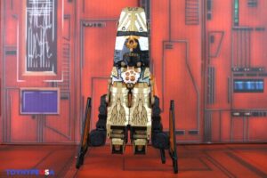 Hasbro Transformers: Age of the Primes Voyager Class Vector Prime Figure
