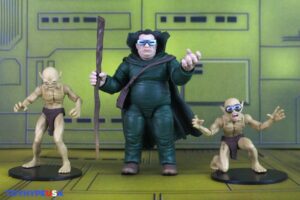 Hasbro Marvel Legends Series Marvel’s Mole Man & Moloids Figures