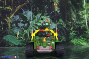 Playmates Toys Teenage Mutant Ninja Turtles x G.I. Joe A.W.E. Shell-Striker with April O’ Neil as Scarlett Vehicle Set
