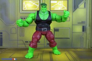 Hasbro Marvel Legends Series Professor Hulk Deluxe Figure