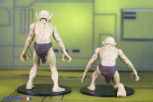 Hasbro Marvel Legends Series Marvel’s Mole Man & Moloids Figures