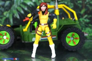 Playmates Toys Teenage Mutant Ninja Turtles x G.I. Joe A.W.E. Shell-Striker with April O’ Neil as Scarlett Vehicle Set